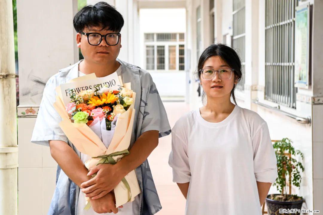 全网追的“扁担女孩”，找了一份暑假工，时薪12元 - 阿坝生活资讯 - 阿坝28生活网 ab.28life.net